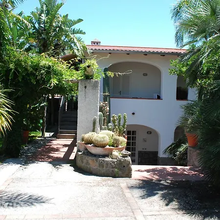 Cristina Bed & Breakfast